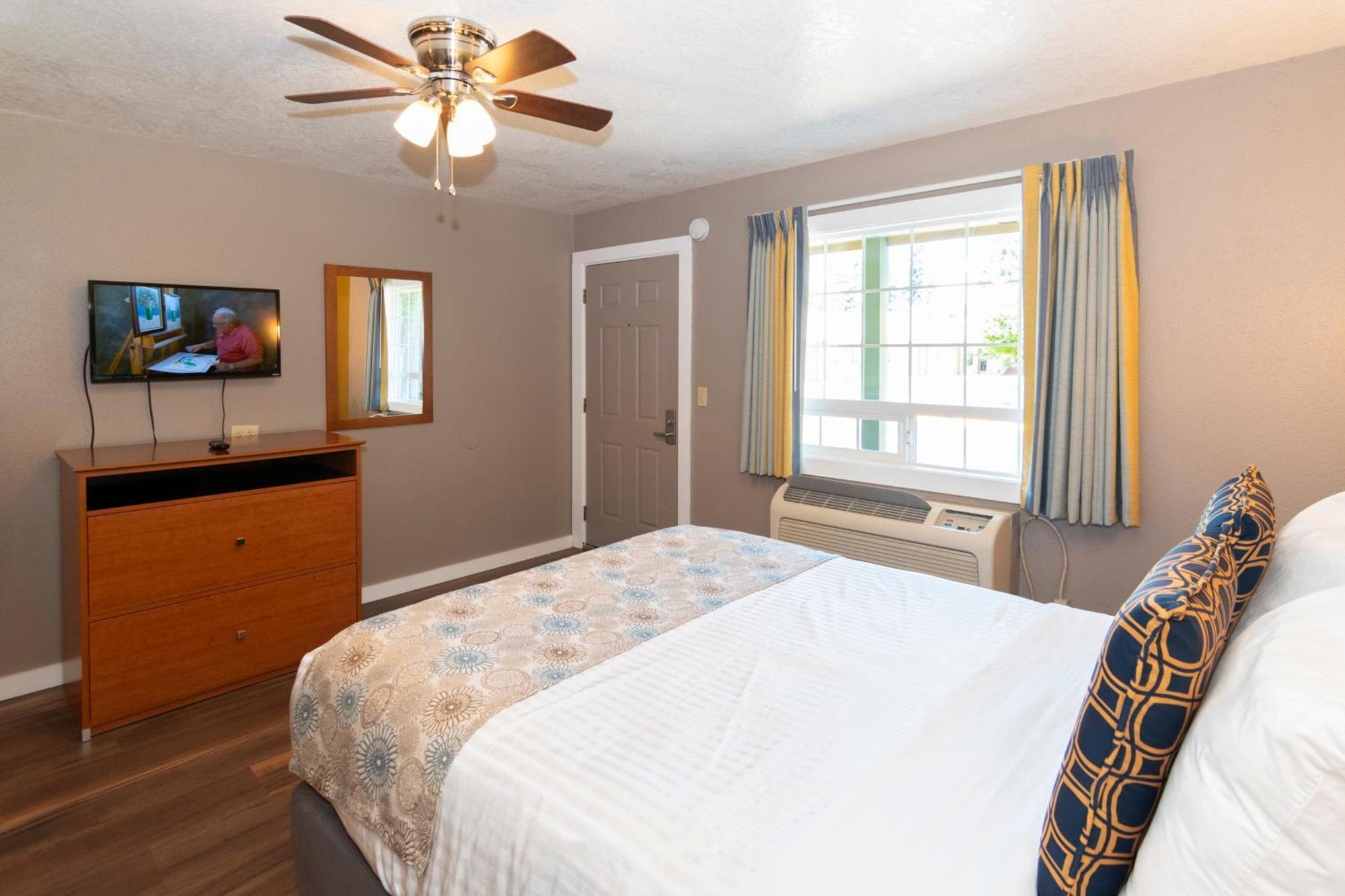 Nordic Inn And Suites Portland Esterno foto