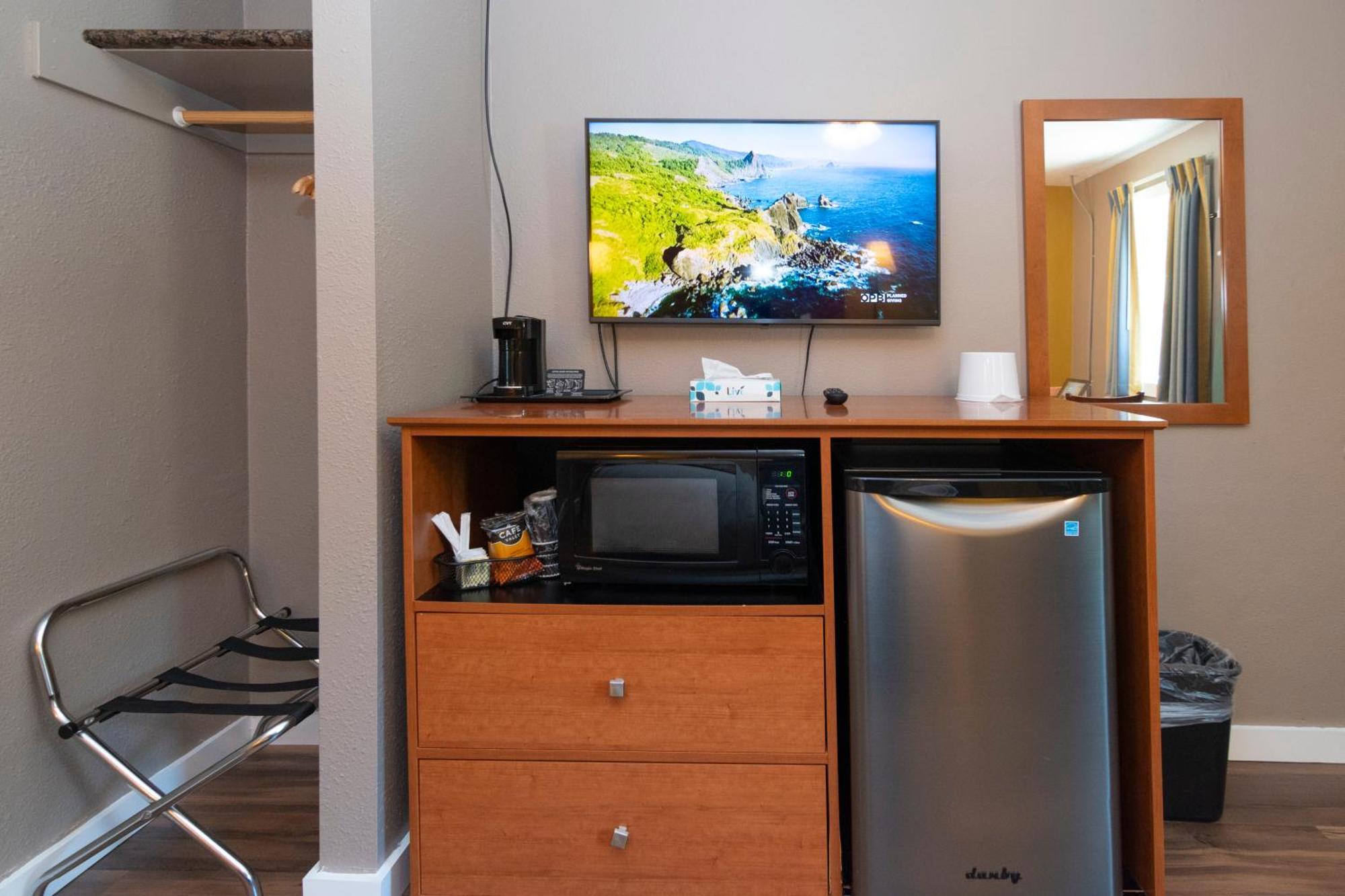 Nordic Inn And Suites Portland Esterno foto