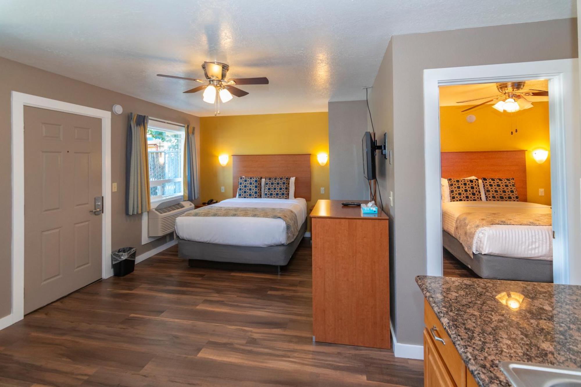 Nordic Inn And Suites Portland Esterno foto