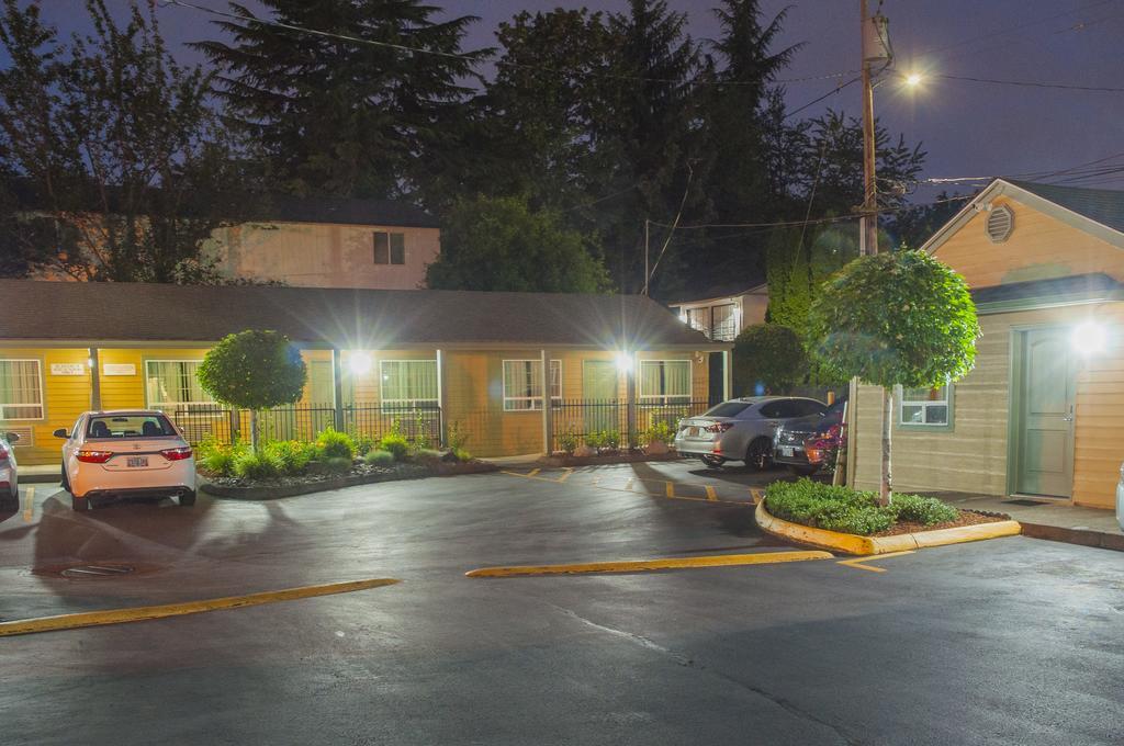 Nordic Inn And Suites Portland Esterno foto