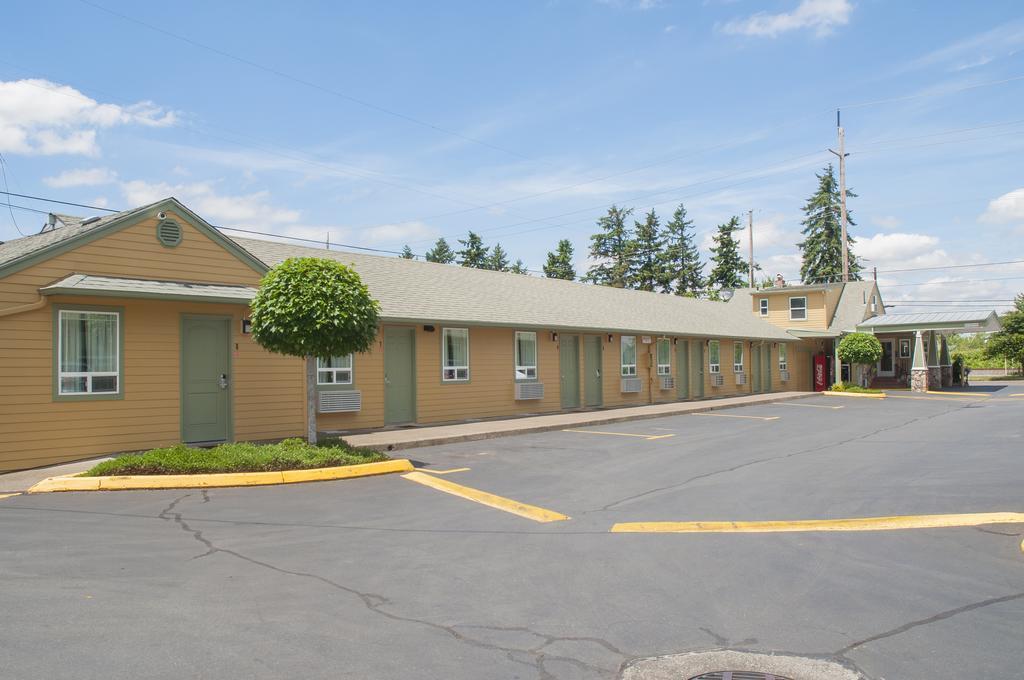 Nordic Inn And Suites Portland Esterno foto