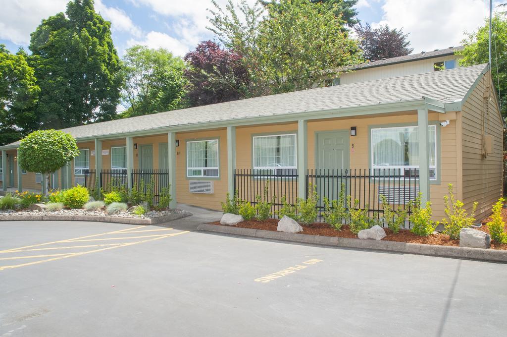 Nordic Inn And Suites Portland Esterno foto