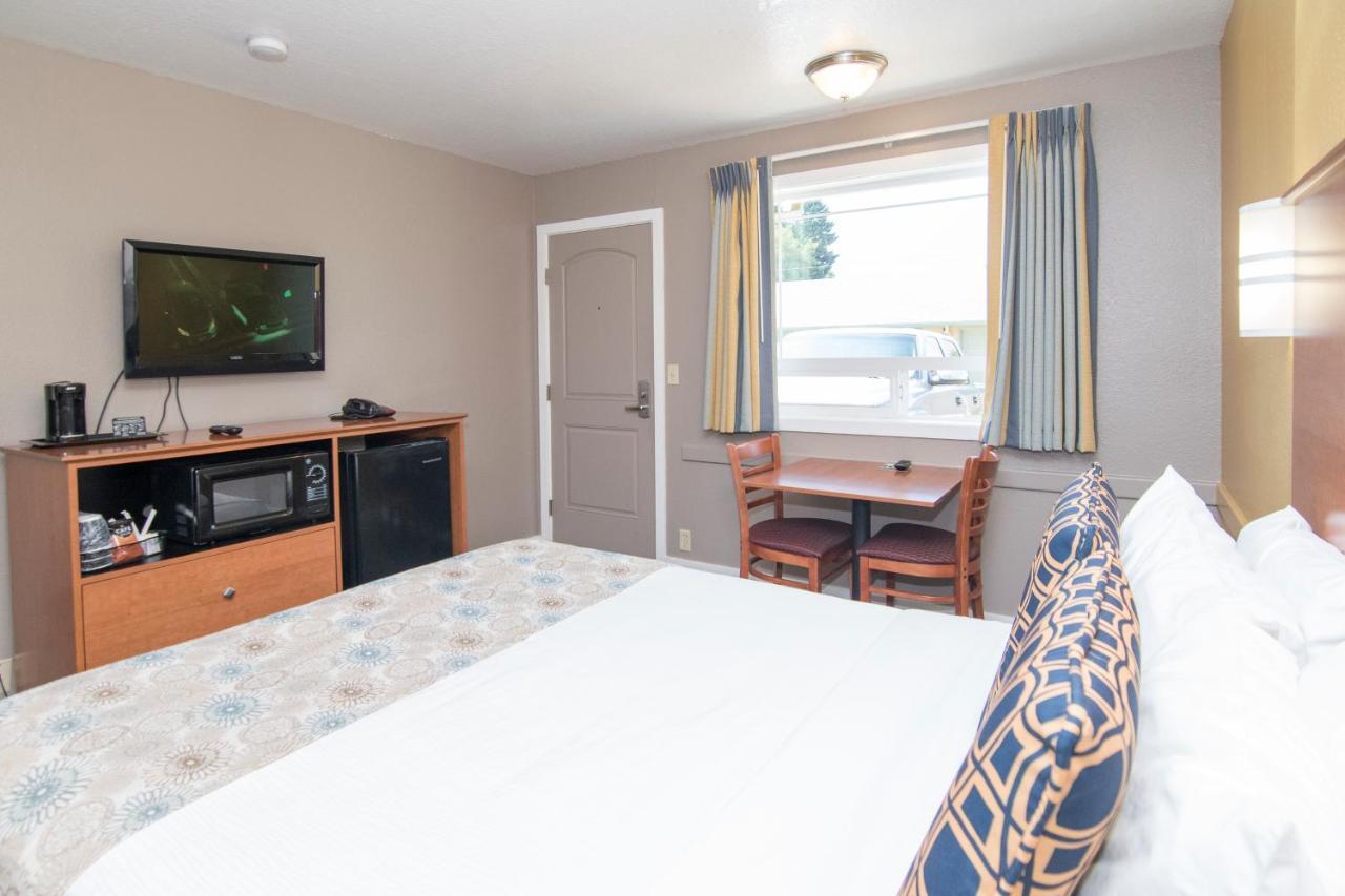 Nordic Inn And Suites Portland Esterno foto