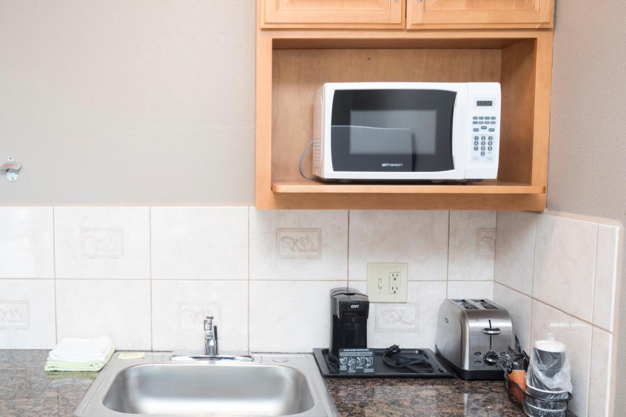 Nordic Inn And Suites Portland Esterno foto